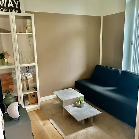 New Copy At O 아파트 *